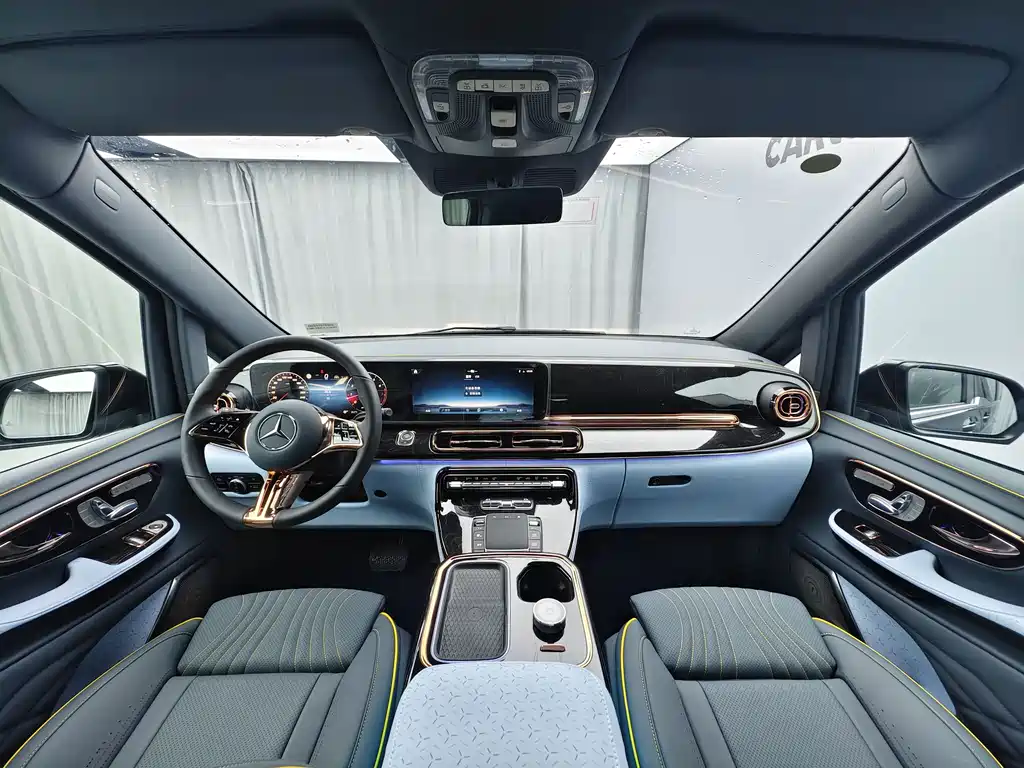 Mercedes-Benz V-Class V 2024 V 300 L Luxury