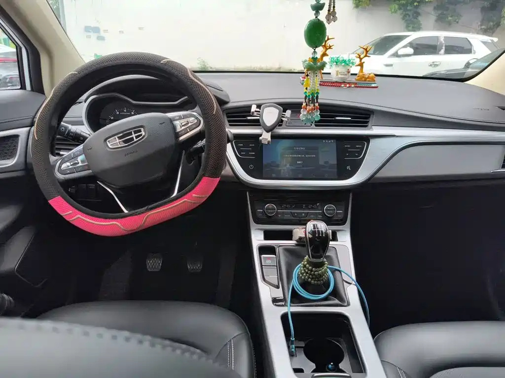 Geely Emgrand GS — миниатюра 5