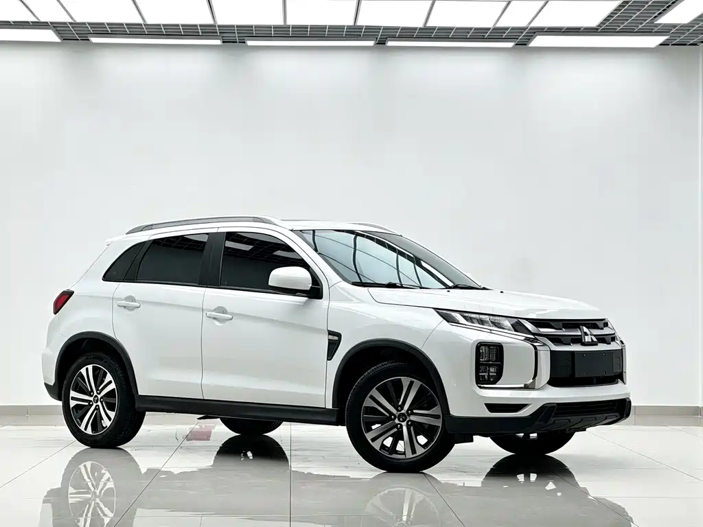 Mitsubishi ASX — миниатюра 2