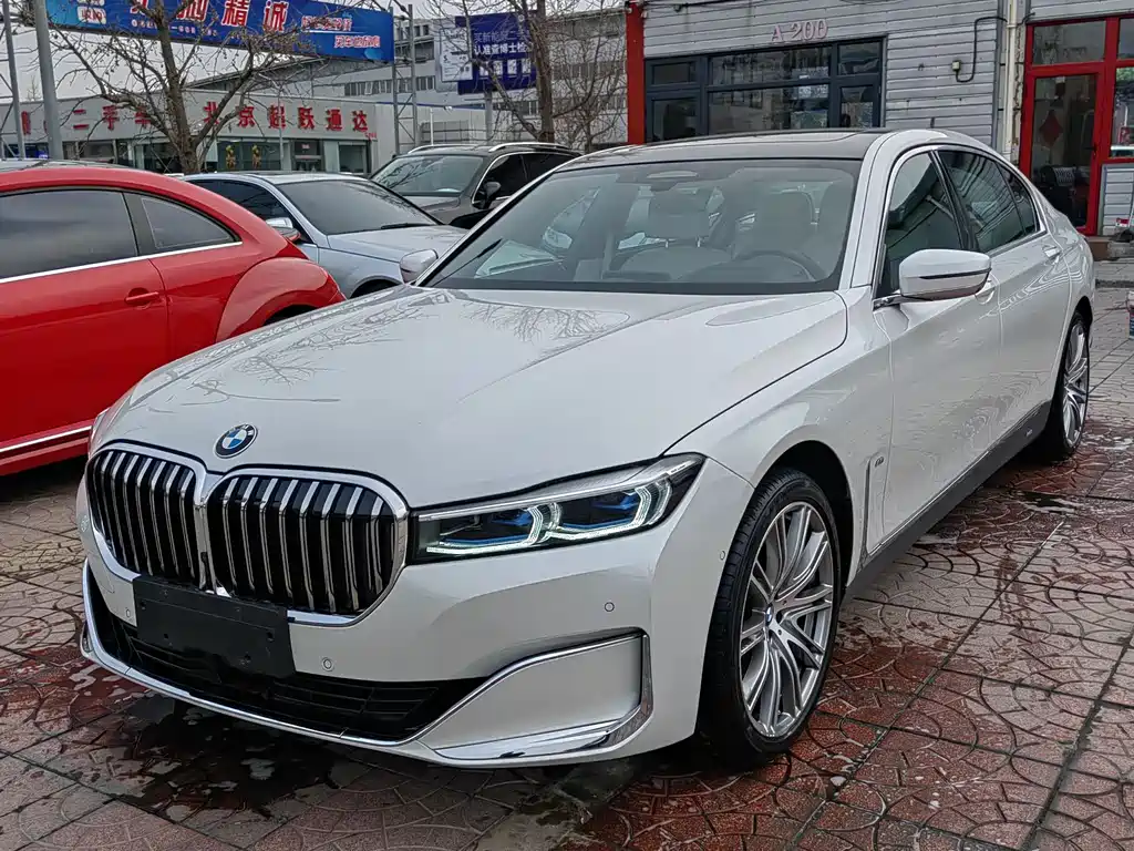 BMW 7 SERIES