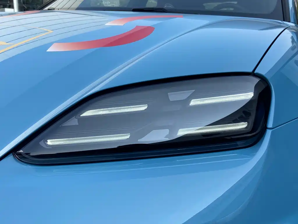 PORSCHE MACAN NEW ENERGY