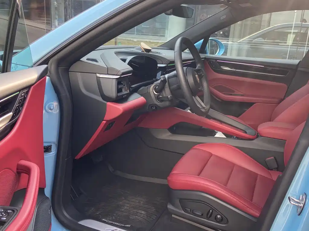 PORSCHE MACAN NEW ENERGY