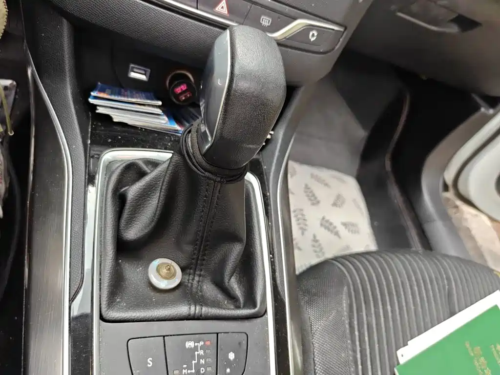 Peugeot 408 — миниатюра 15
