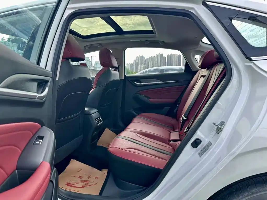 Changan Eado — миниатюра 5