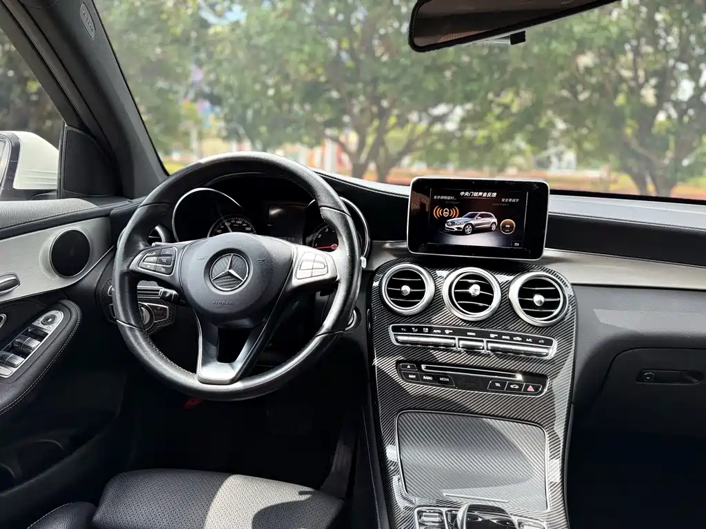 Mercedes-Benz GLC — миниатюра 19