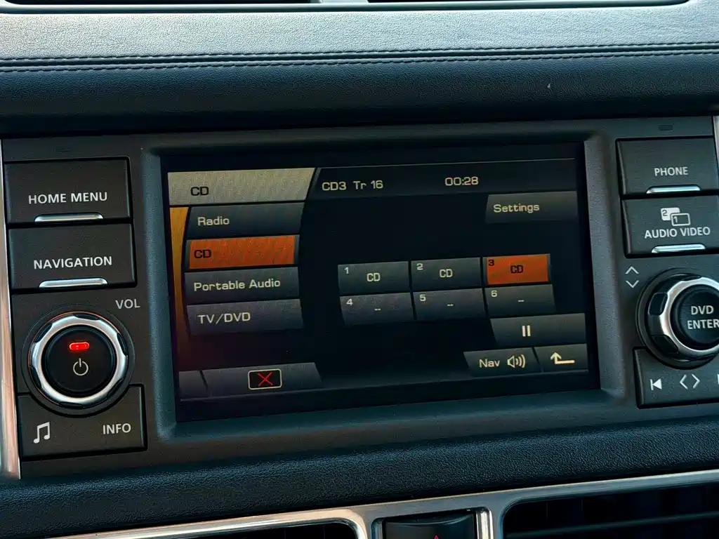 Land Rover Range Rover — миниатюра 14