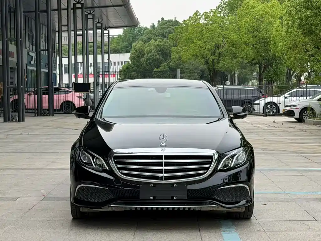 Mercedes-Benz E-Class 2019