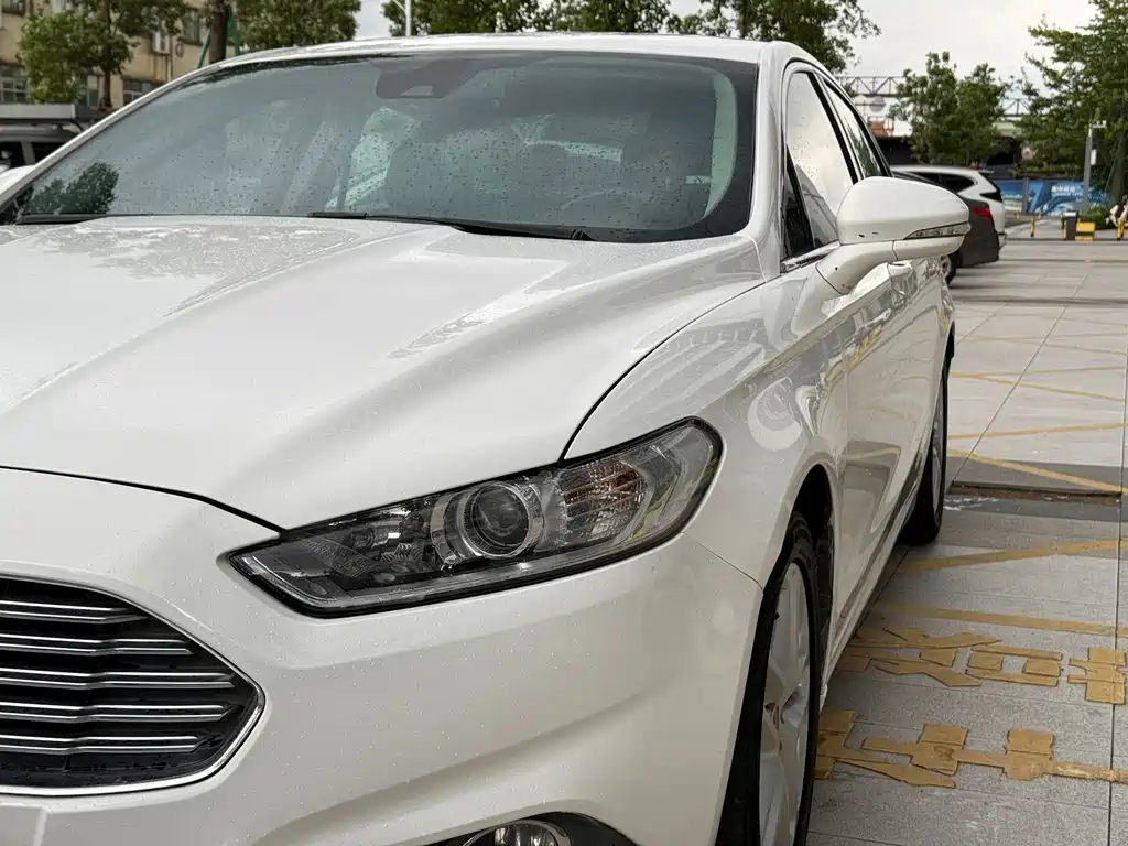 Ford Mondeo — миниатюра 4