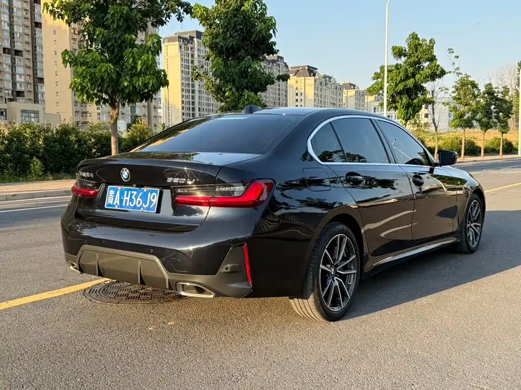 BMW 3 Series — миниатюра 13