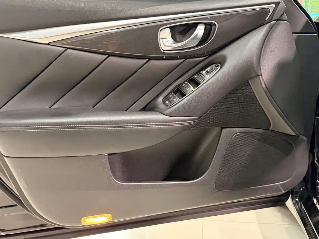 Infiniti Q50 — миниатюра 10