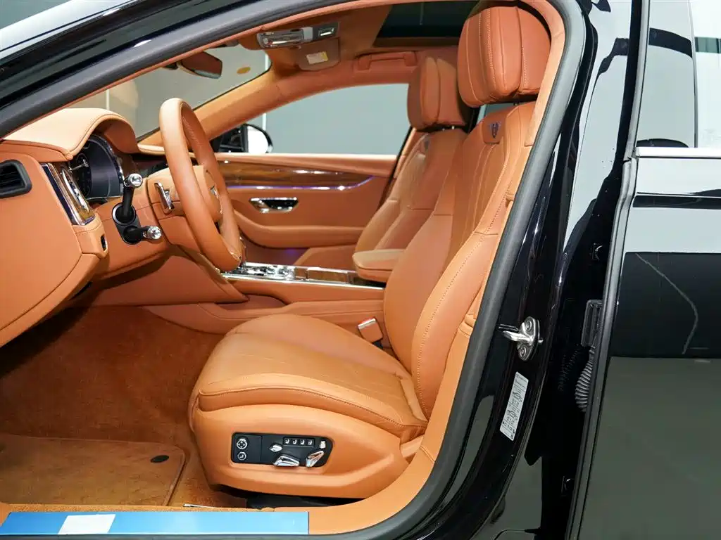 BENTLEY FLYING SPUR PLUG IN HYBRID