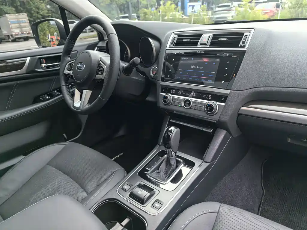 Subaru Outback — миниатюра 7