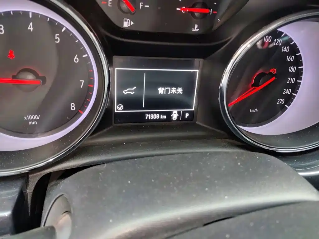 Buick Verano — миниатюра 13