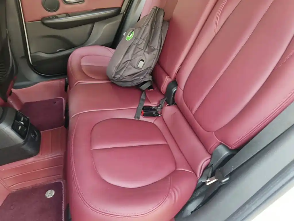 BMW 2 Series Active Tourer — миниатюра 17