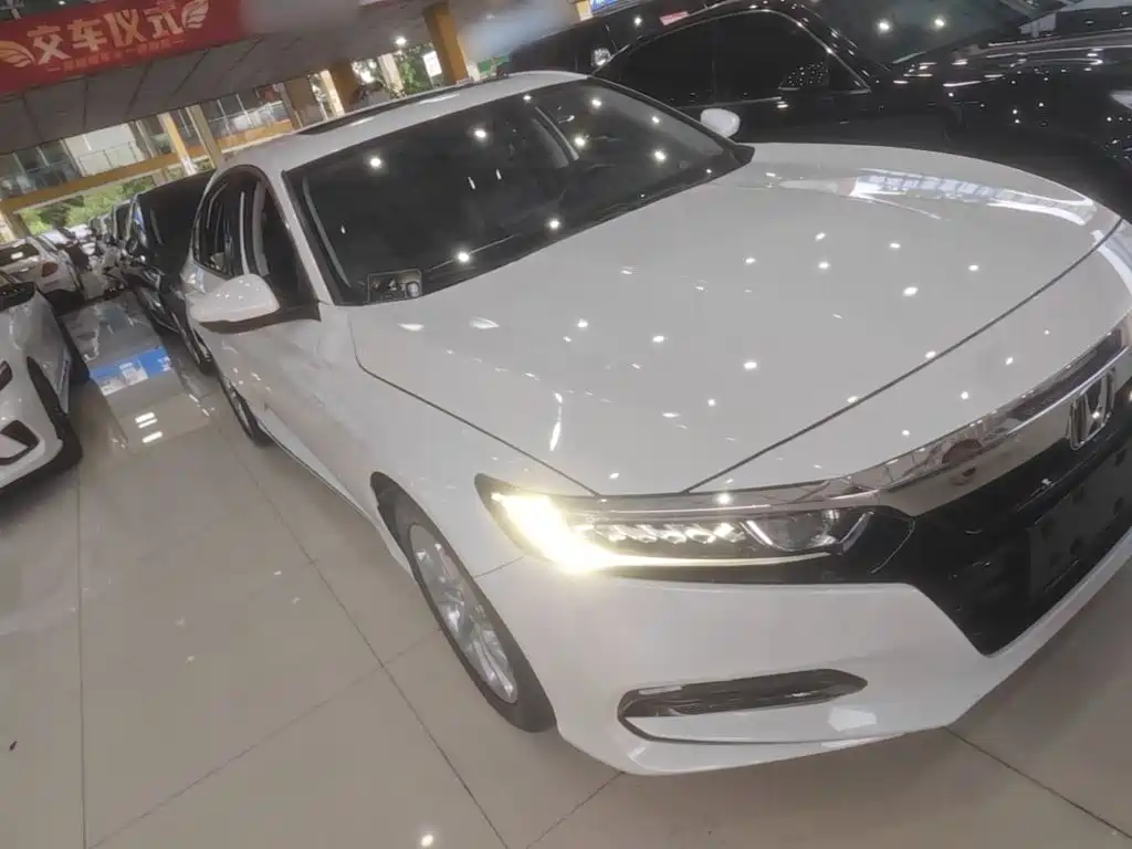 Honda Accord — миниатюра 4