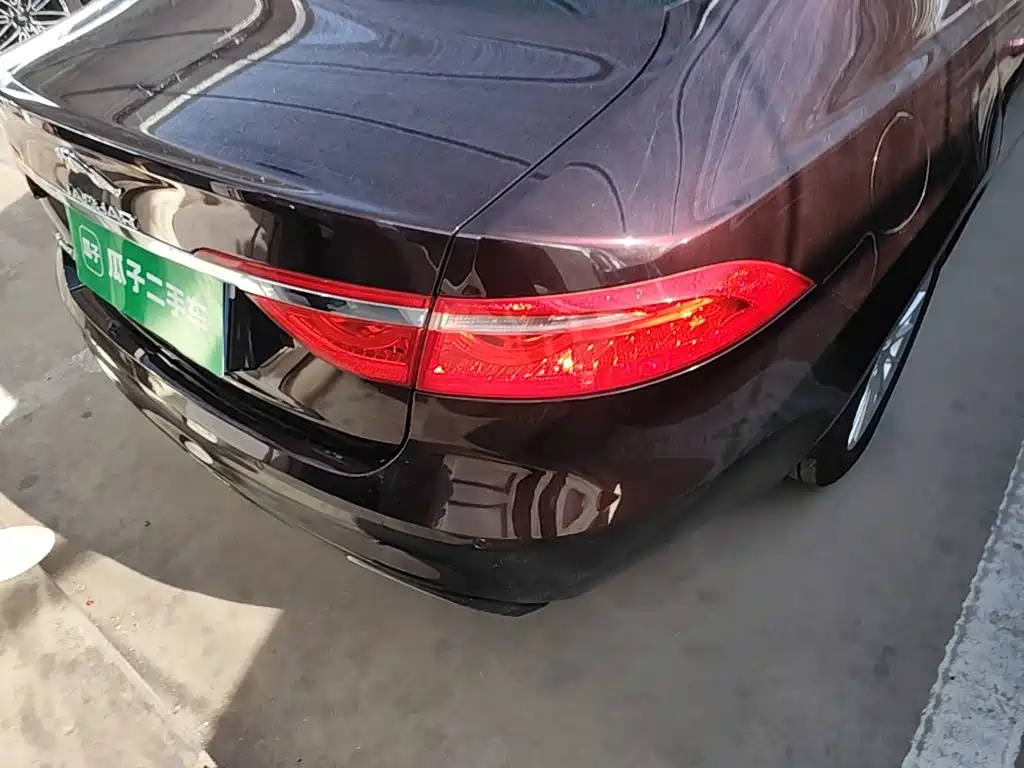 Jaguar XFL — миниатюра 8