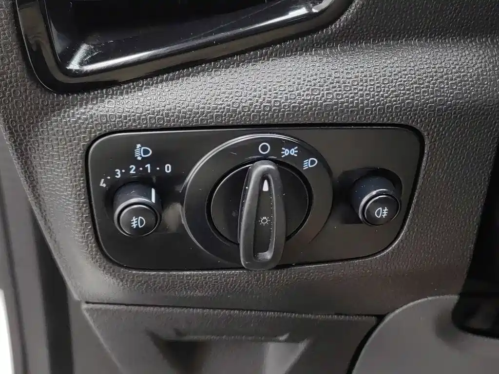 Ford Ecosport — миниатюра 21