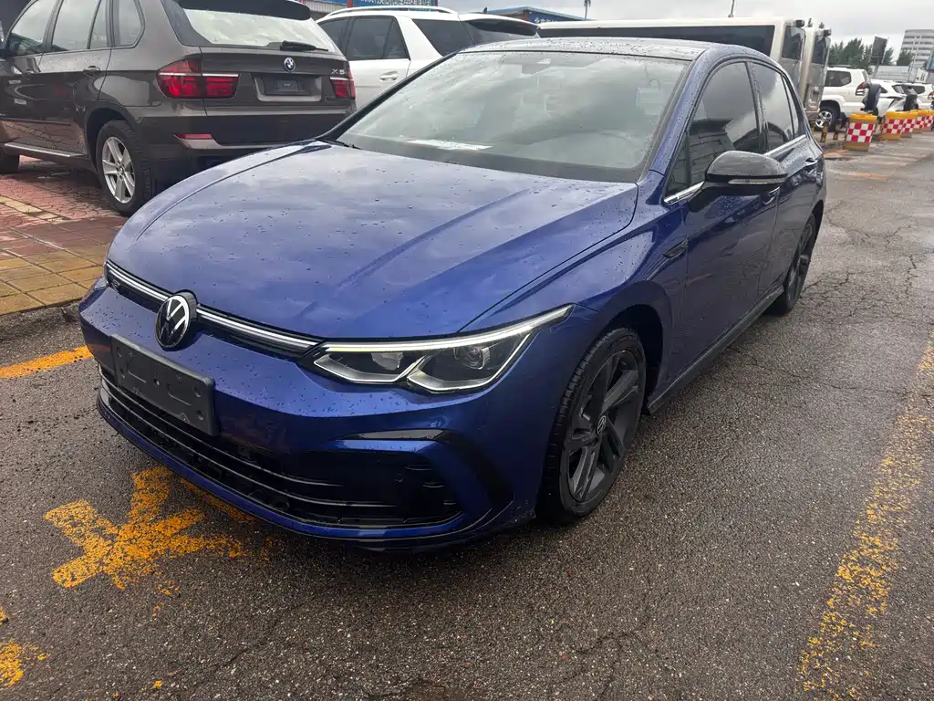 Volkswagen Golf 2022