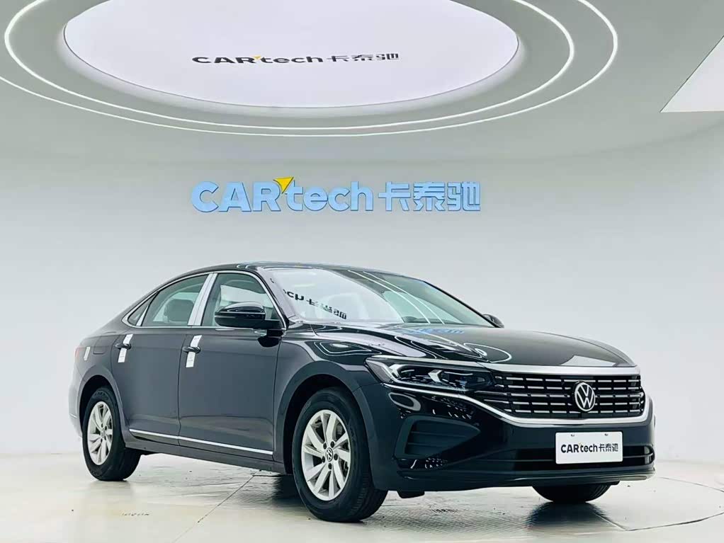 Volkswagen Passat 1.4 л 2025 г. Чёрный, пробег 42200 км