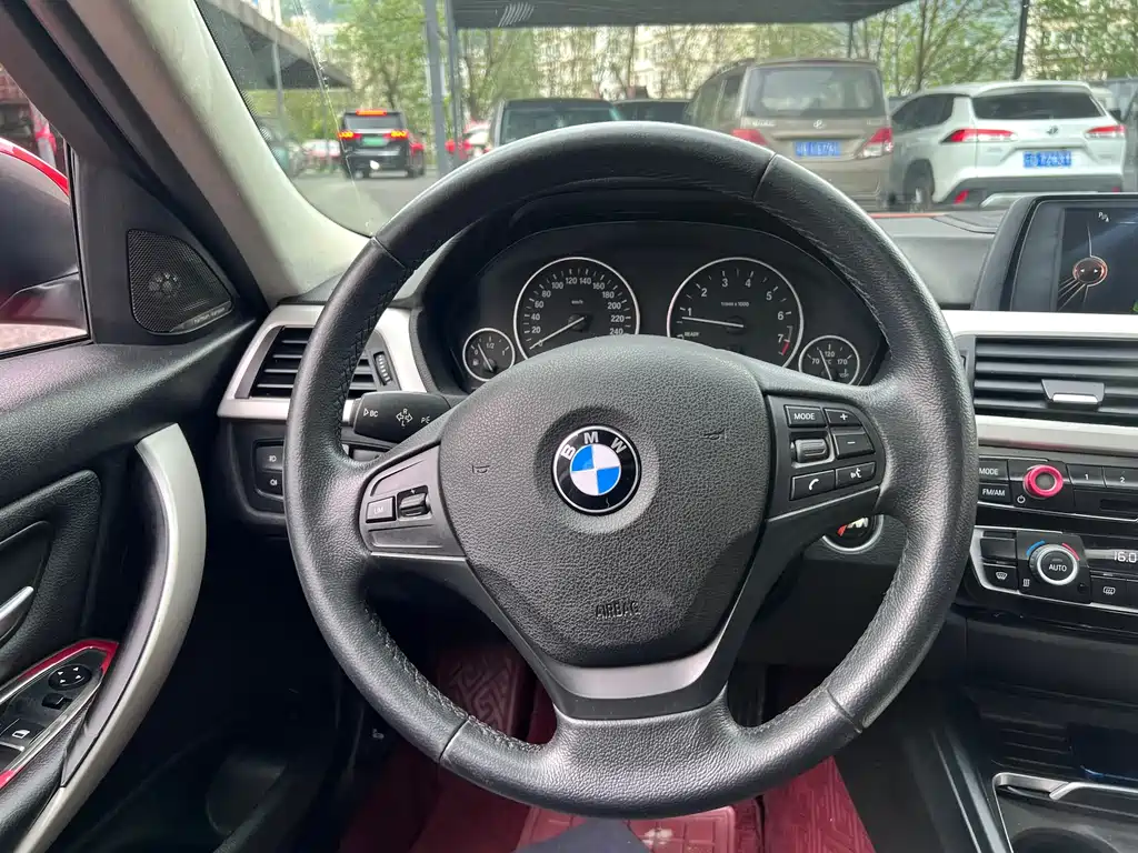 BMW 3 Series — миниатюра 14
