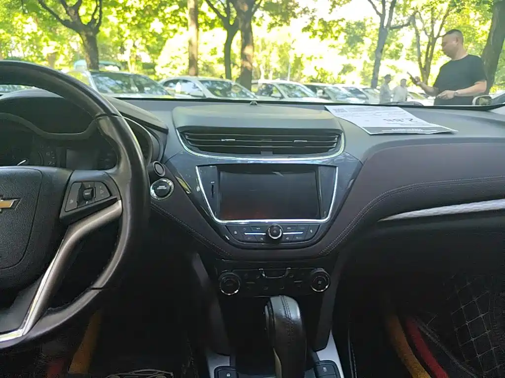 Chevrolet Malibu — миниатюра 13