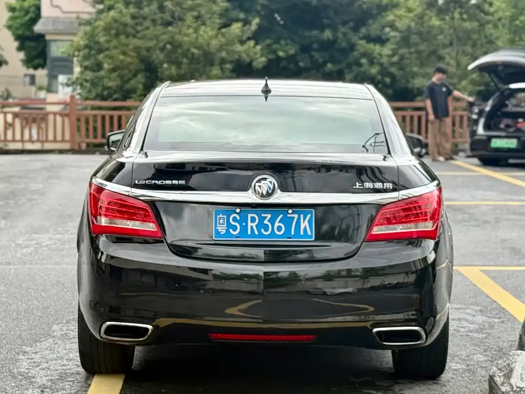 Buick LaCrosse — миниатюра 7