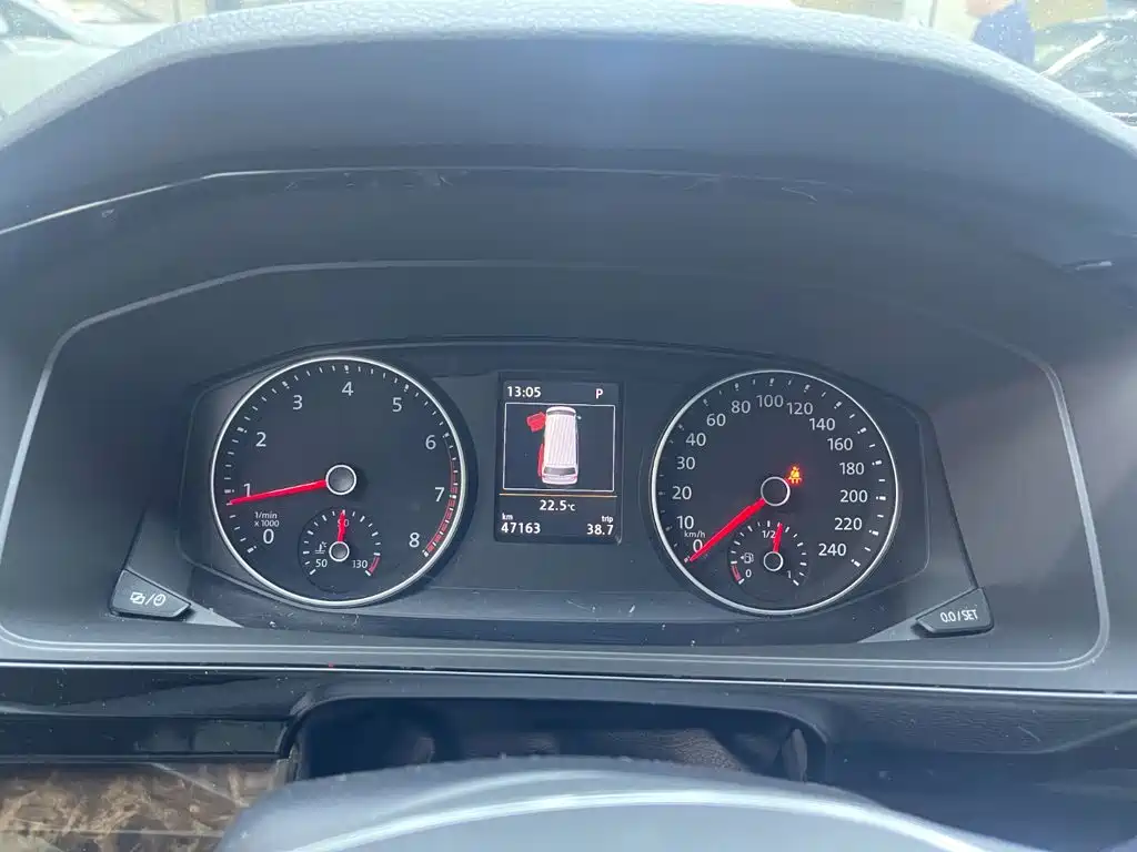 Volkswagen Multivan — миниатюра 7