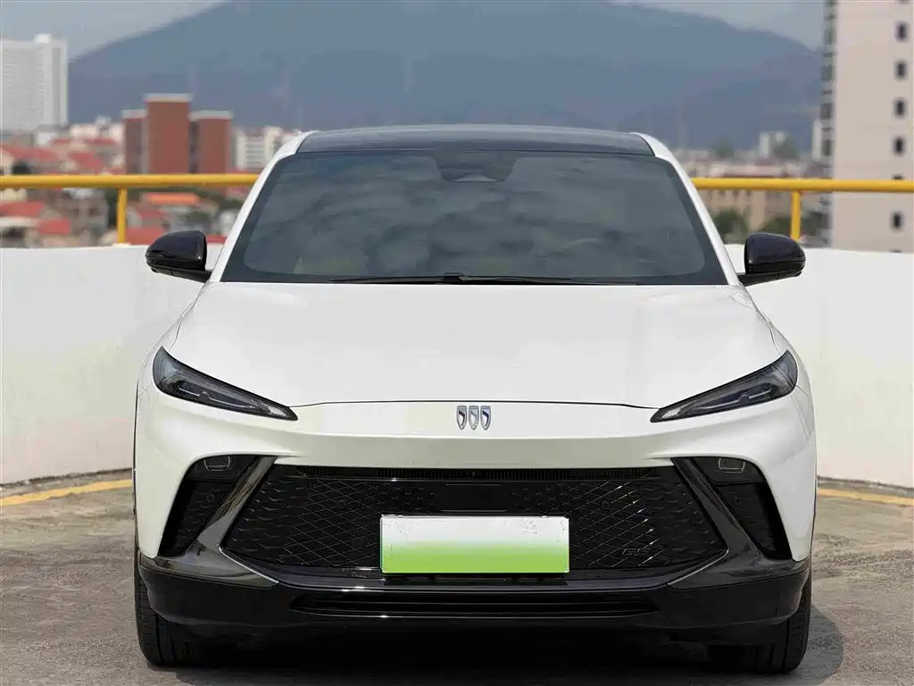 Buick E4 — миниатюра 2