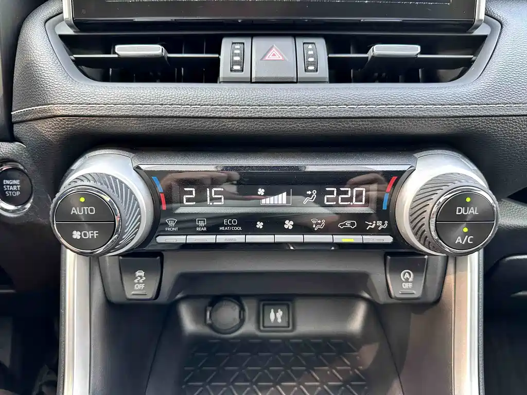 Toyota Wildlander — миниатюра 18