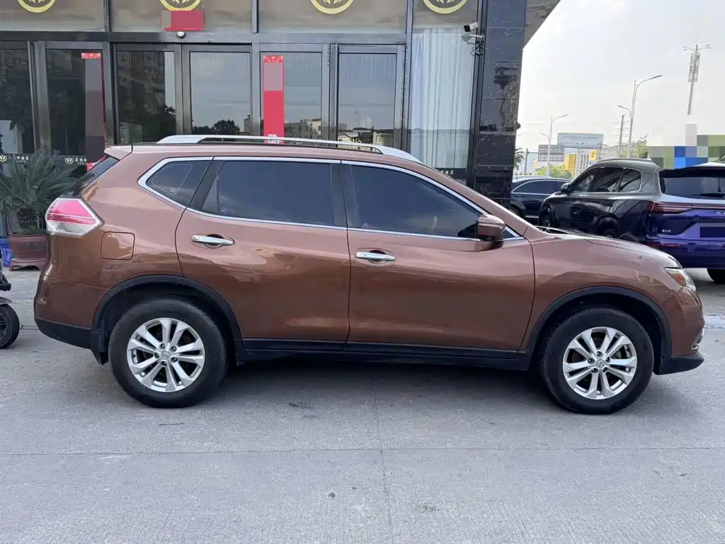 Nissan X-Trail — миниатюра 3