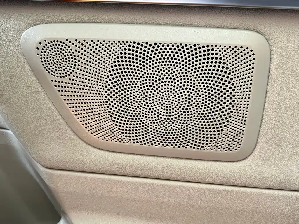 MERCEDES-BENZ V CLASS