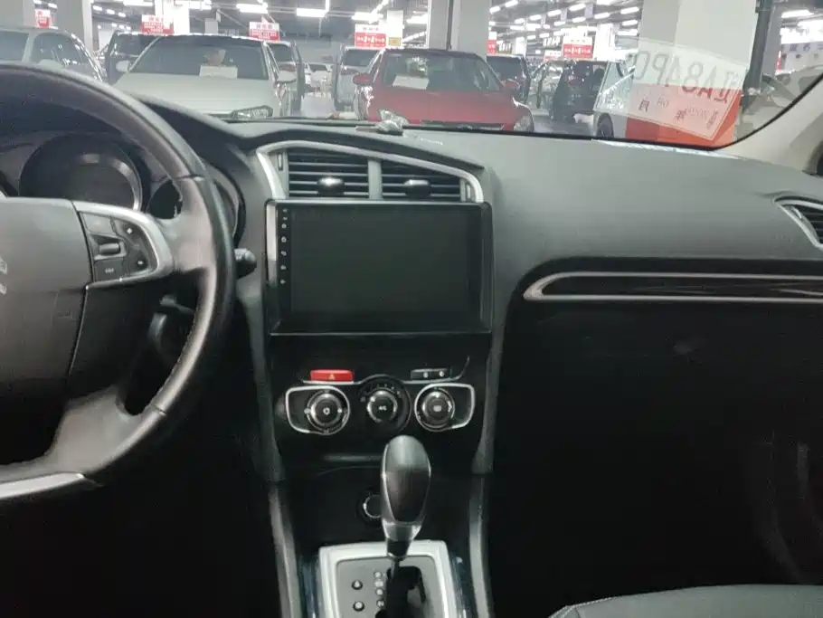 Citroen C4L — миниатюра 13