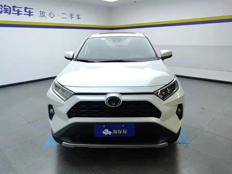 Toyota RAV4 — миниатюра 2