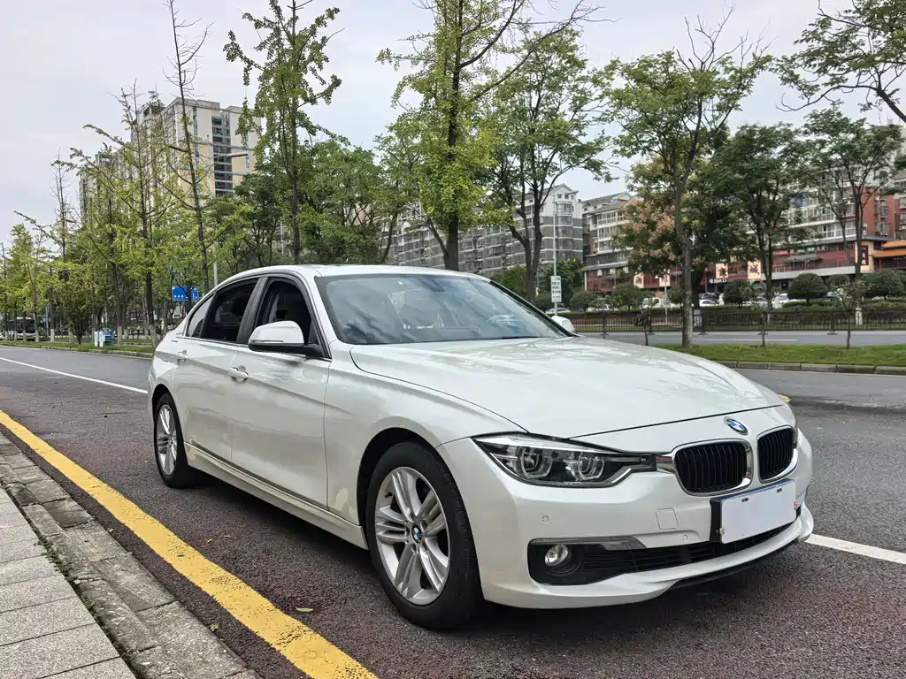 BMW 3 Series — миниатюра 3