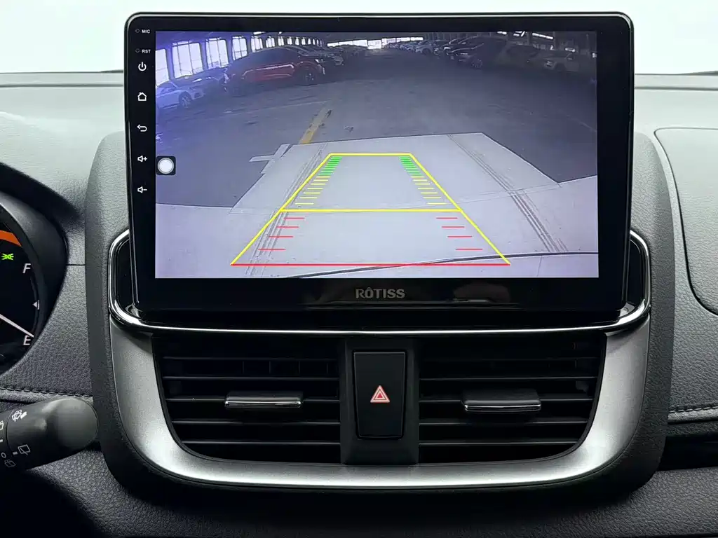 TOYOTA YARIS L ZHIXUAN