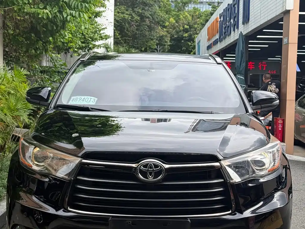 Toyota Highlander — миниатюра 2