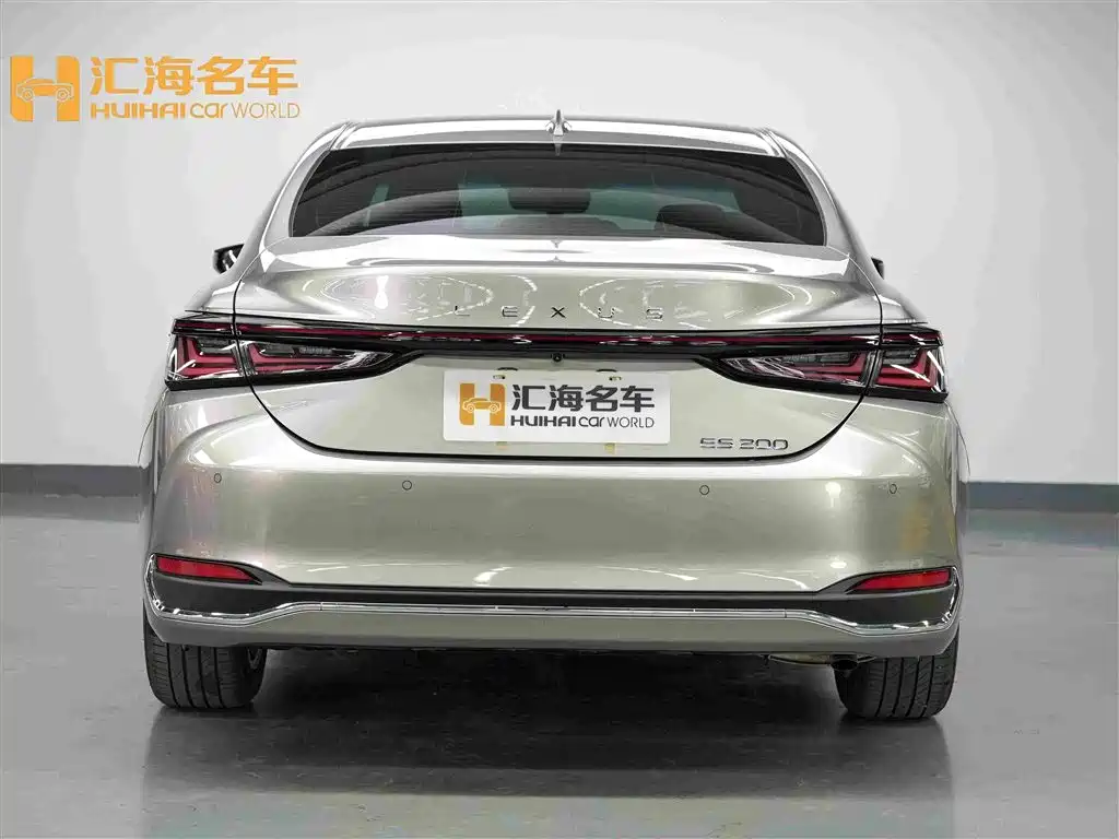 Lexus ES — миниатюра 5
