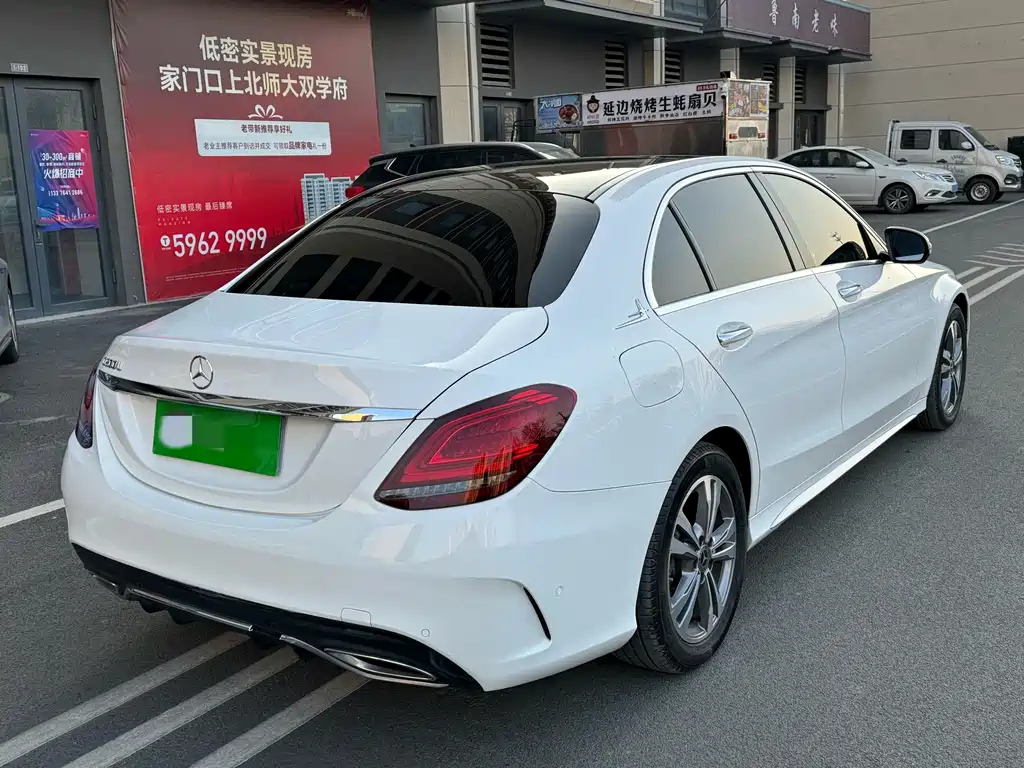 MERCEDES-BENZ C CLASS
