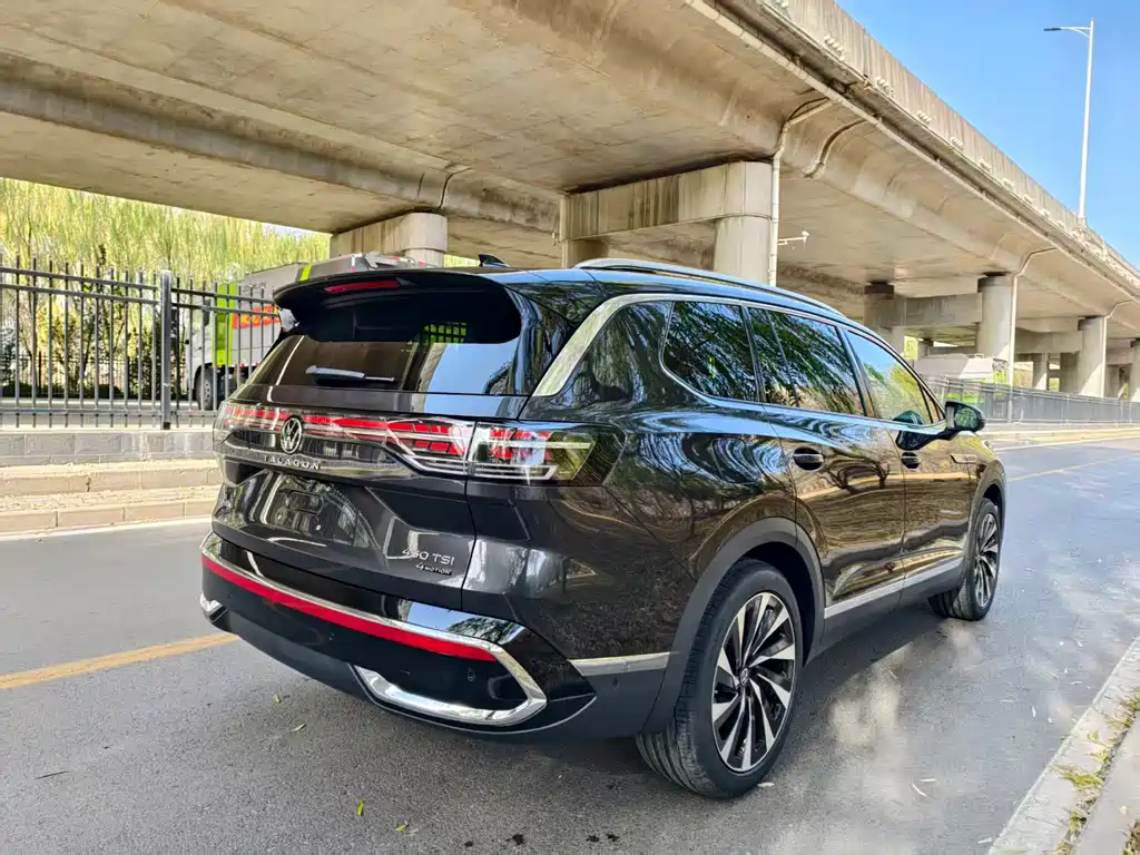 Volkswagen Viloran 2026 450TSI 6 мест
