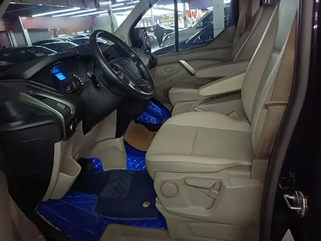 Ford Tourneo — миниатюра 15