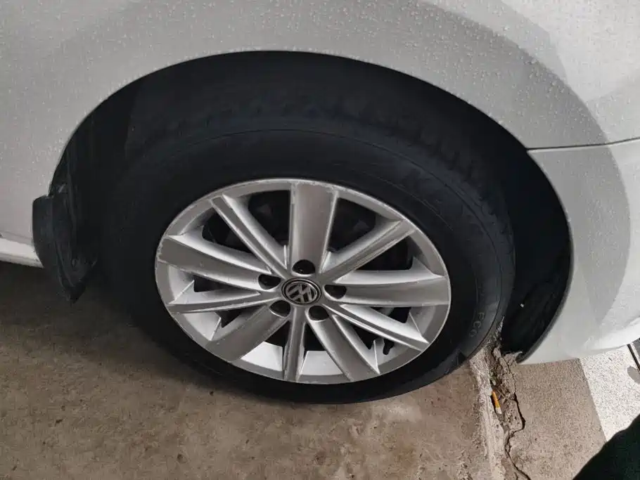 Volkswagen Polo — миниатюра 6
