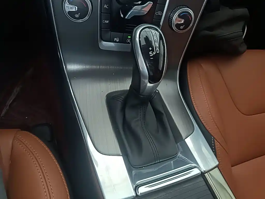 Volvo V60 — миниатюра 14