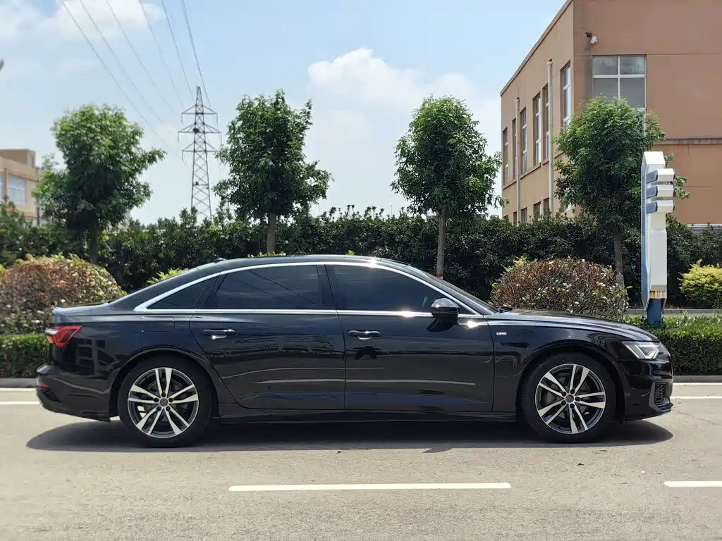 Audi A6L 2019 40 TFSI Luxury