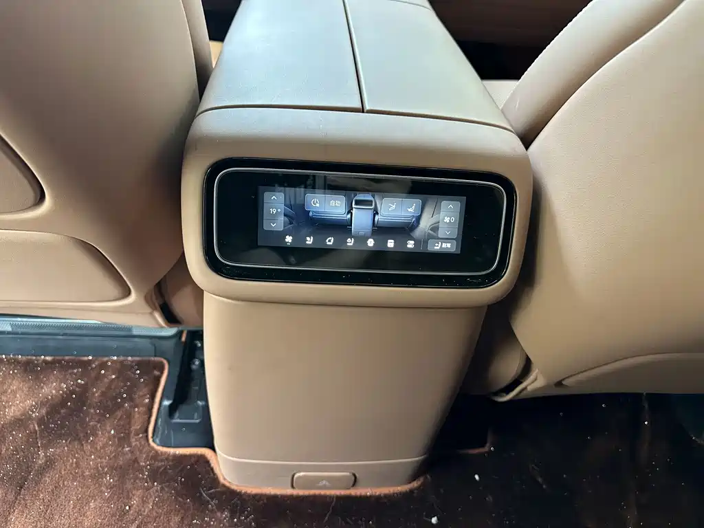 Leapmotor Leapmotor D19 — миниатюра 12