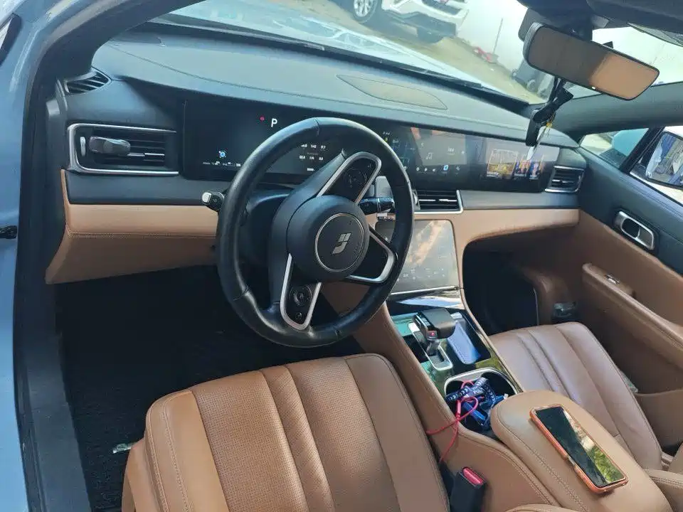 Li Auto ONE 2020 6 мест