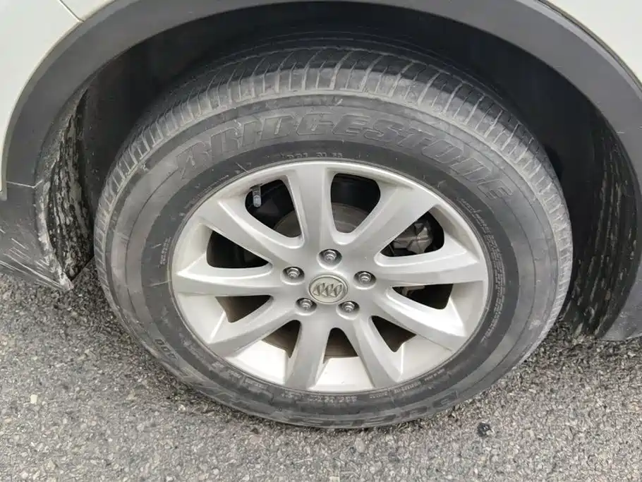 Buick Envision Plus — миниатюра 6