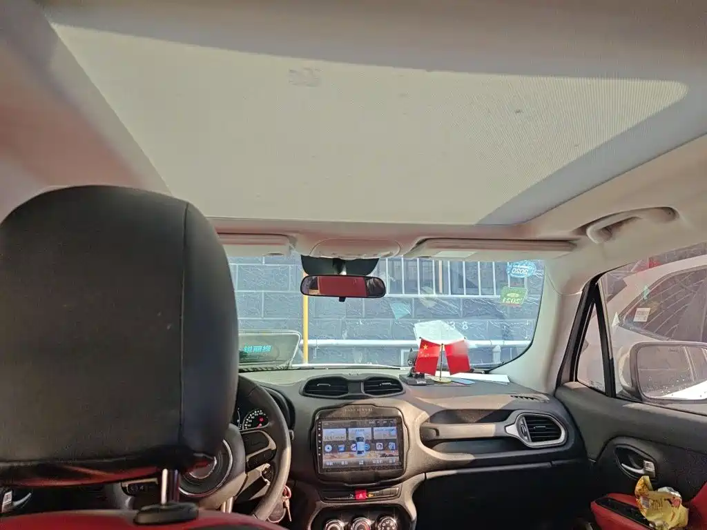 Jeep Renegade — миниатюра 19