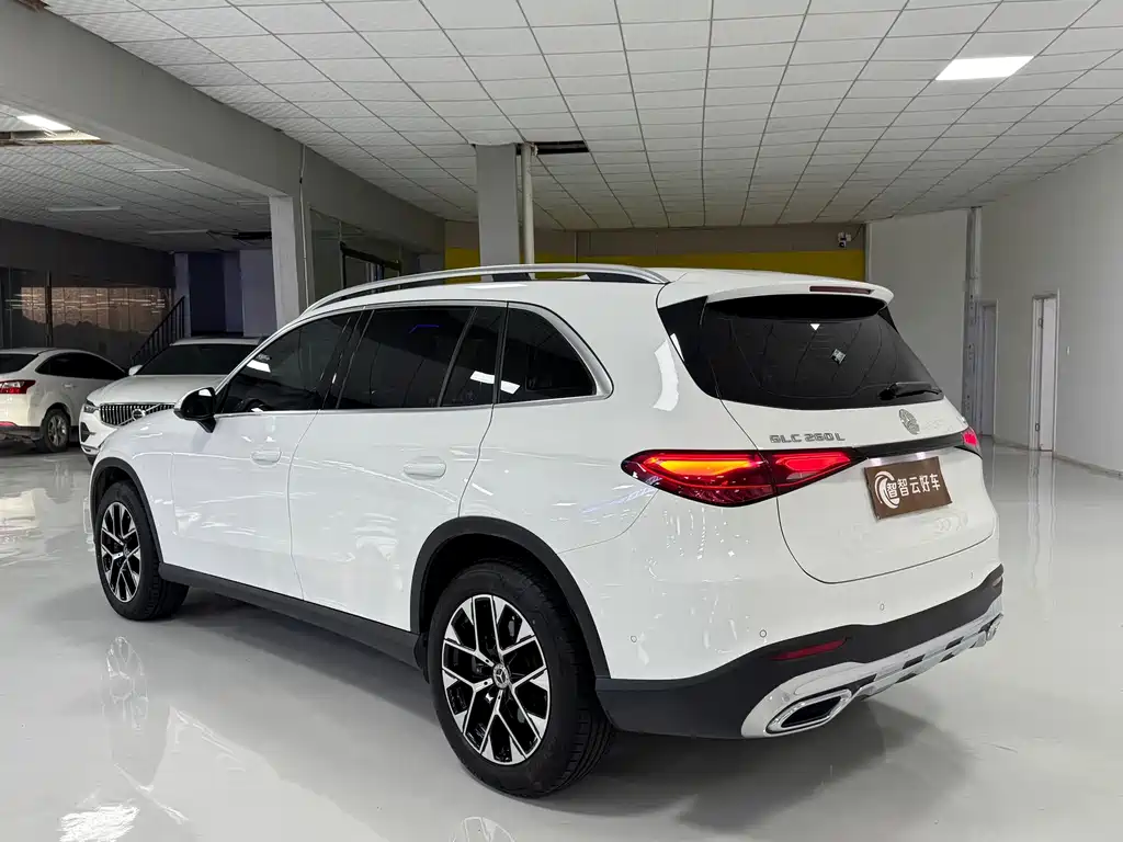 Mercedes-Benz GLC — миниатюра 7