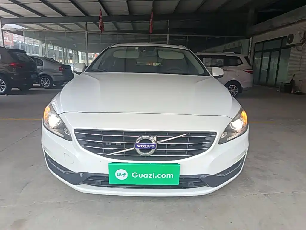 Volvo V60 — миниатюра 3