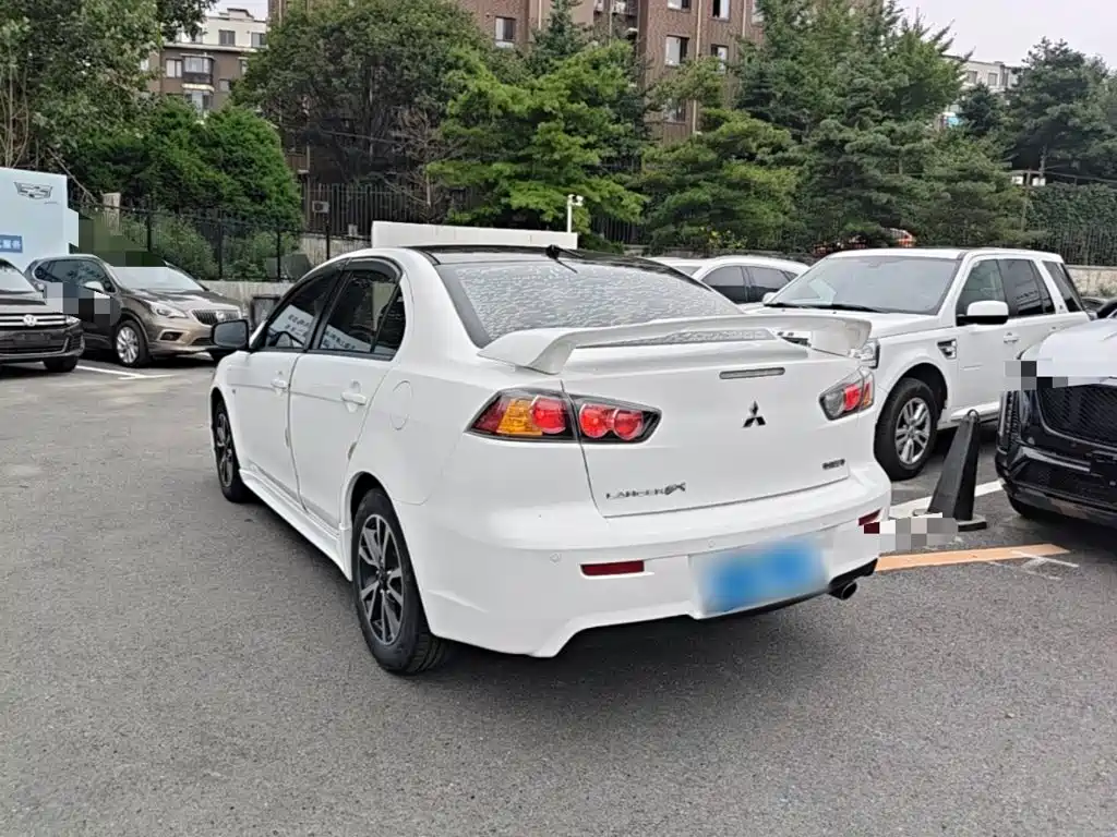 Mitsubishi Lancer EX — миниатюра 5